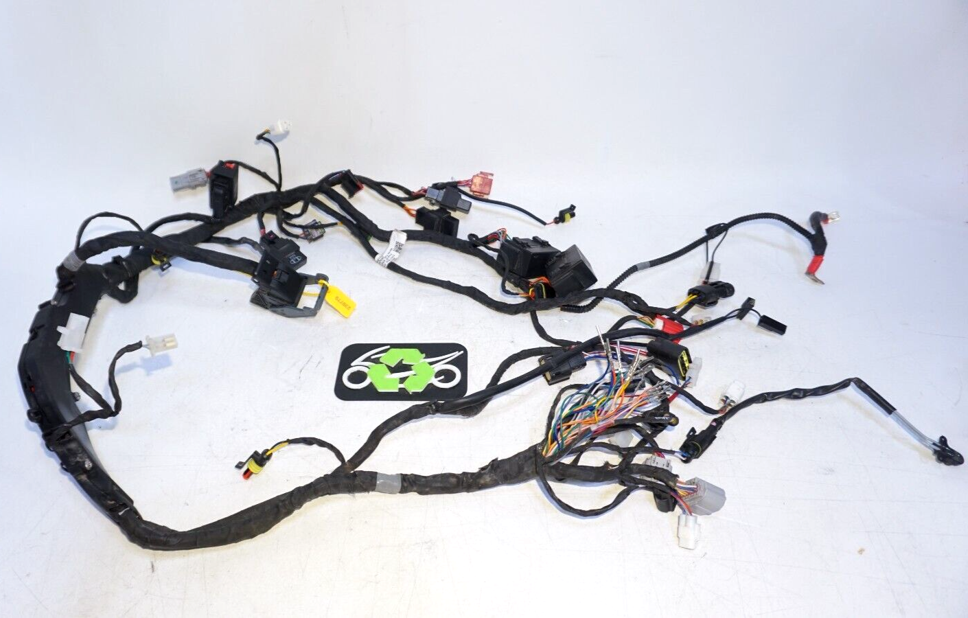 2022 21-23 Aprilia RS660 660 MAIN ENGINE HARNESS WIRES 239779 DAMAGED PLUG OEM