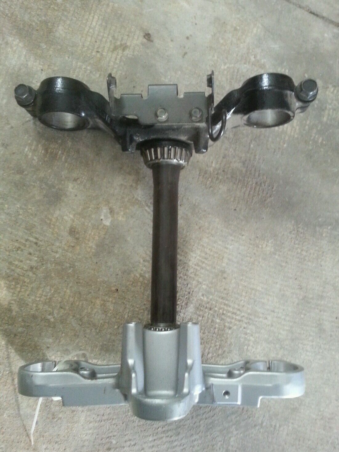06 07 YAMAHA YZF600R UPPER + LOWER TRIPLE TREE  YZF 600 R STEM