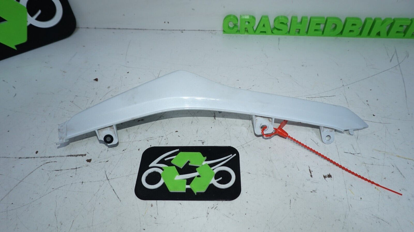 Kawasaki Z125 Pro 2017 2019 36041-0021 RIGHT TAIL Cover Plastic White 148713 OEM