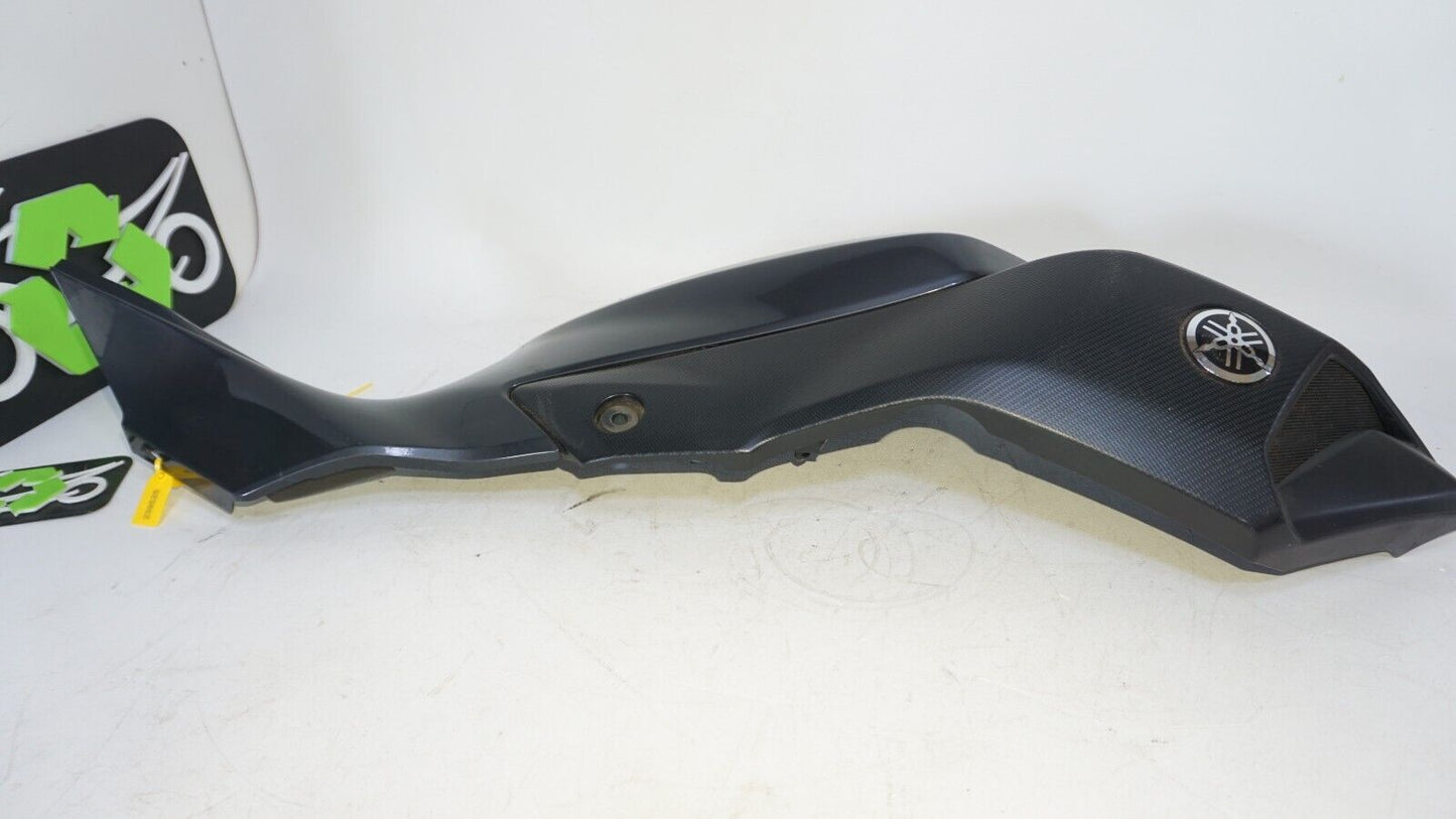 2015 -2017 FZ07 MT07 Upper Side Tank Cover Cowling Fairing 239525 OEM