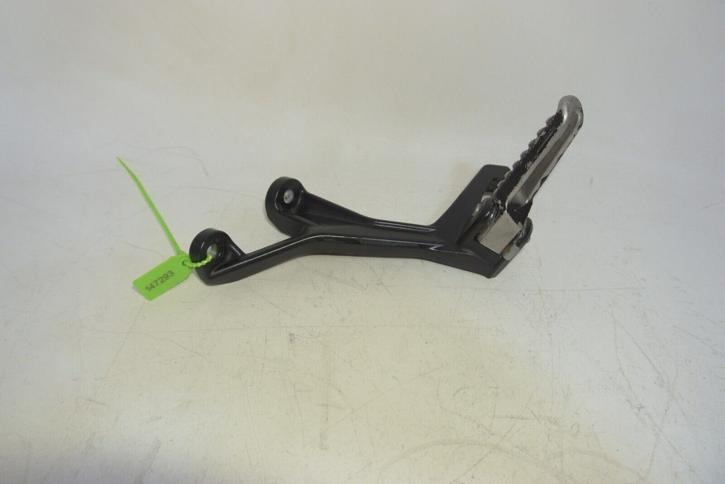 KAWASAKI NINJA 400 EX400 LEFT REAR PASSENGER FOOT PEG 18-23 147293 OEM