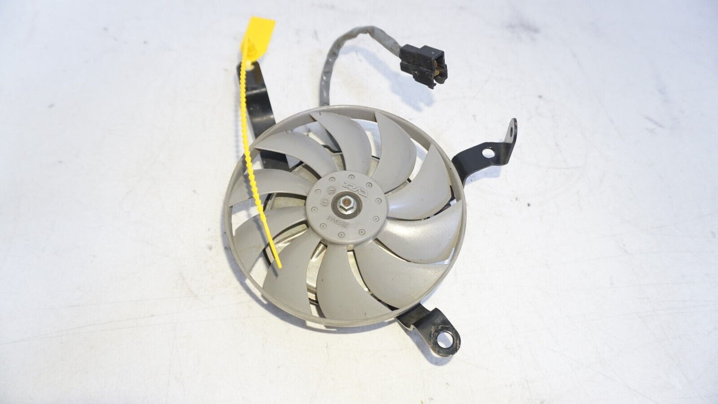 2008 -2016 YAMAHA YZF R6 RIGHT ENGINE RADIATOR COOLING FAN MOTOR 239746 OEM