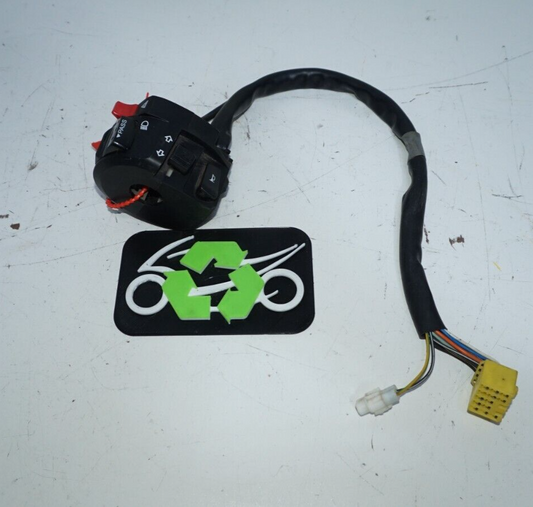 Suzuki 2011-2022 GSXR600 GSXR750  Left Turn Signal Mode Light Switch 148264 OEM