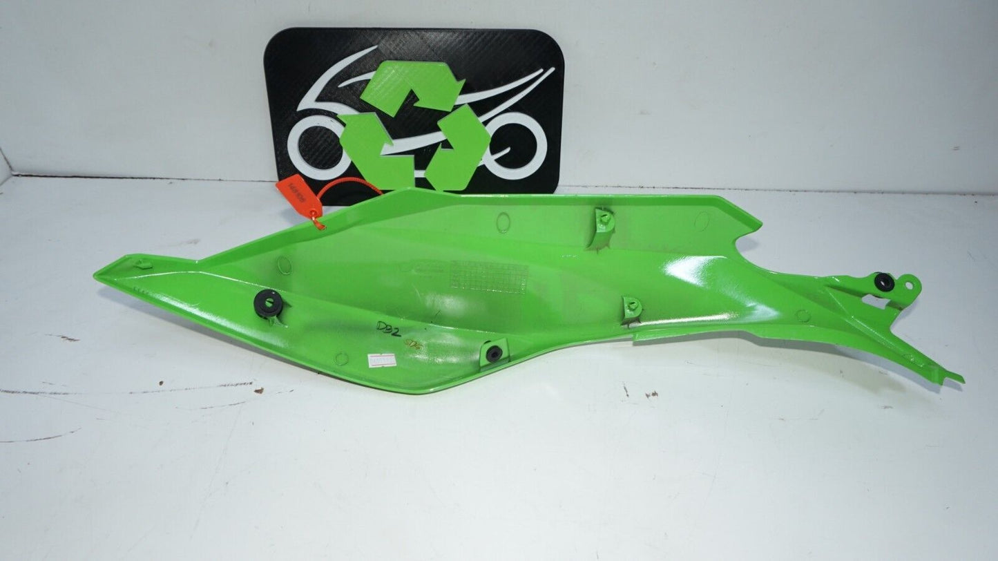 18-23  Kawasaki Ninja 400 EX400  Right Tail Fairing Cowl side Green 148106 OEM