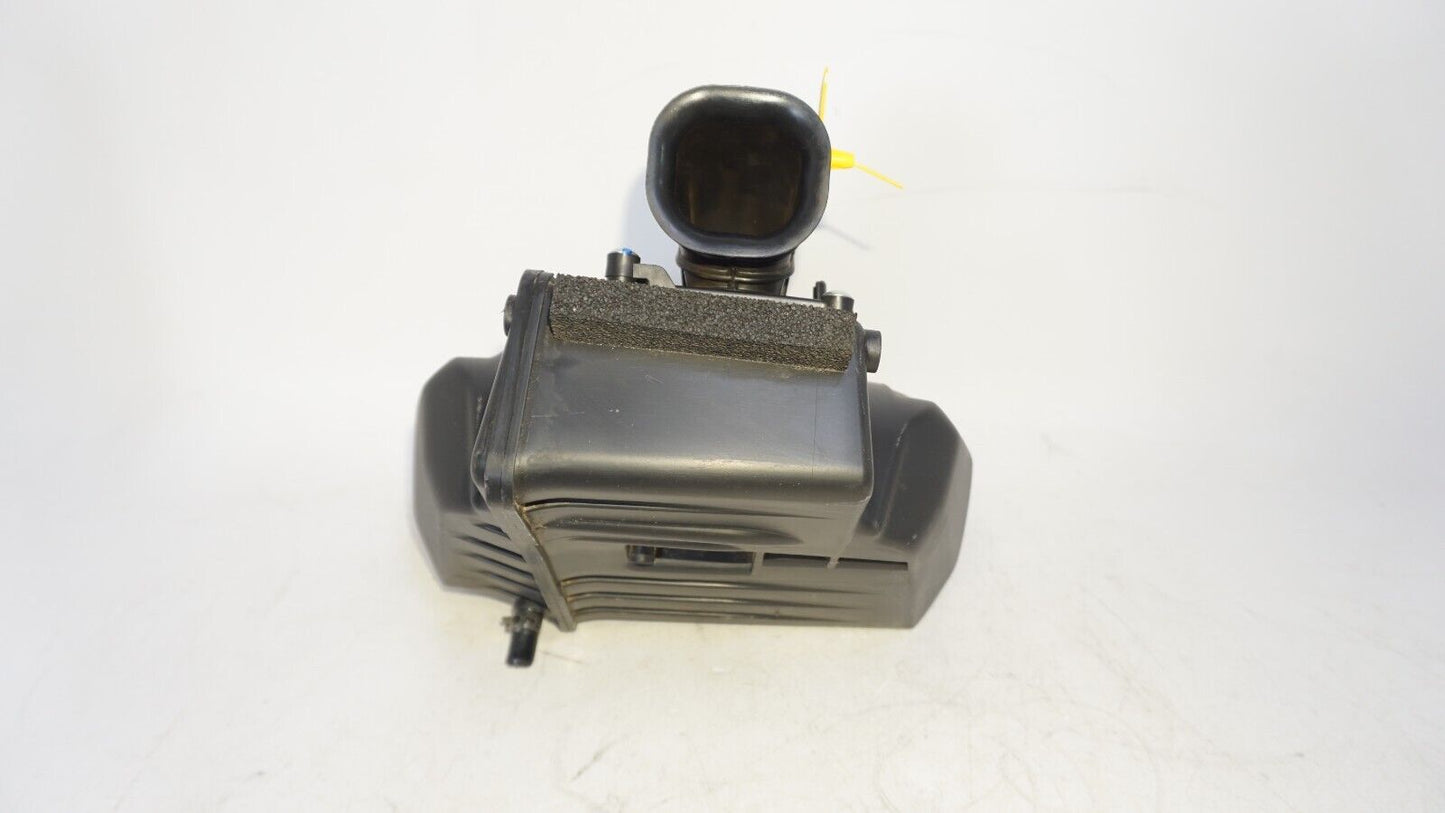 2022 2023 Yamaha YZF R7 Air Box FILTER INTAKE 239446 OEM