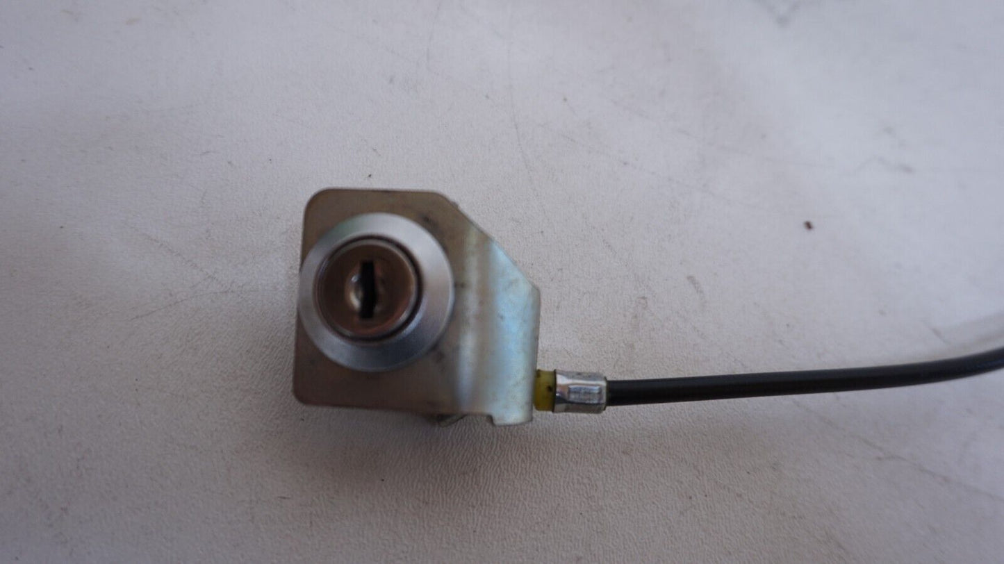 Ignition Lock Set 06-21 GSXR 600 05-23 GSXR 750 06-16 GSXR1000 Gas Cap 147252