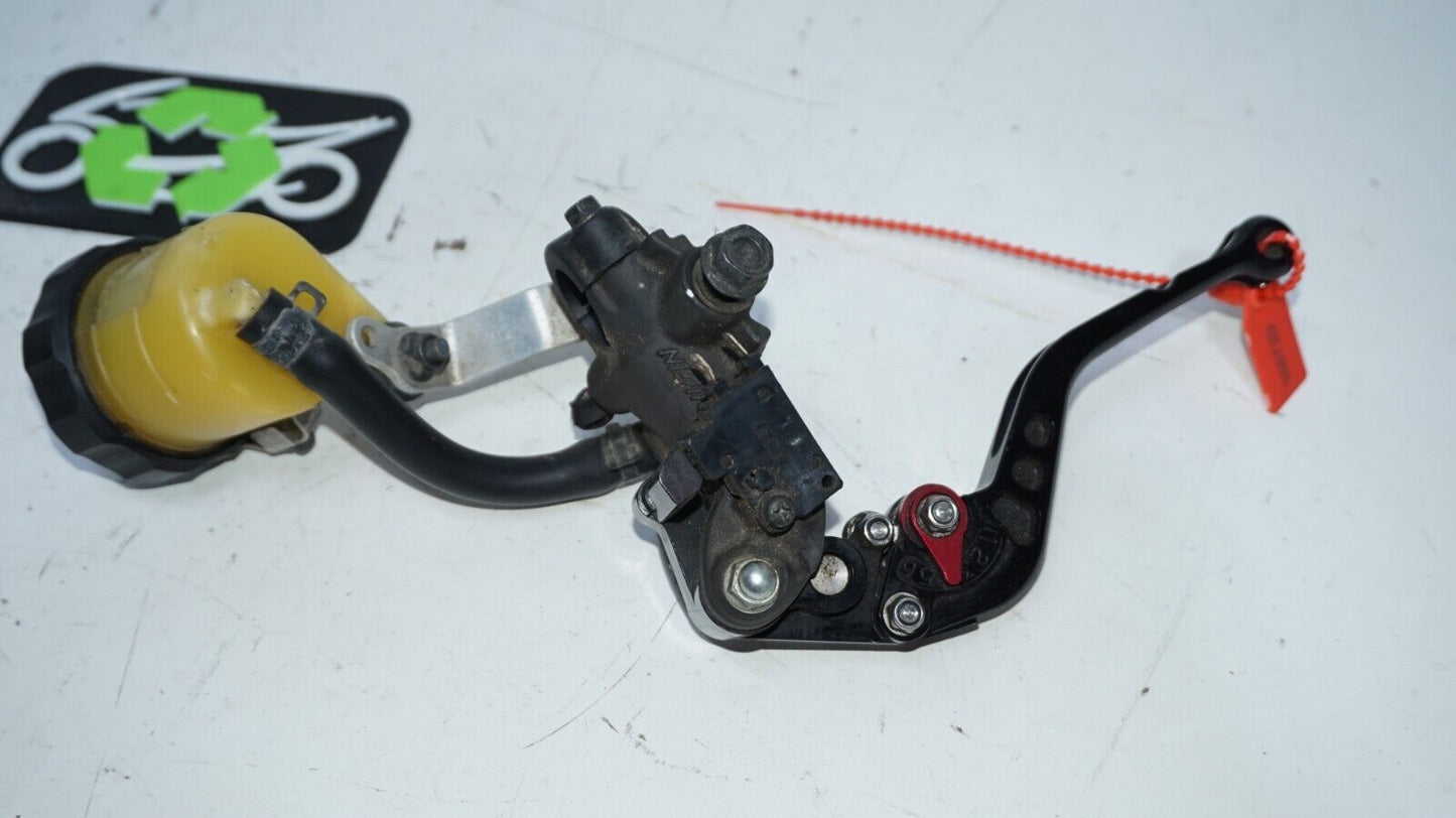 2007 -16 Honda CBR 1000RR Front Brake Master Cylinder with Lever 148729 OEM