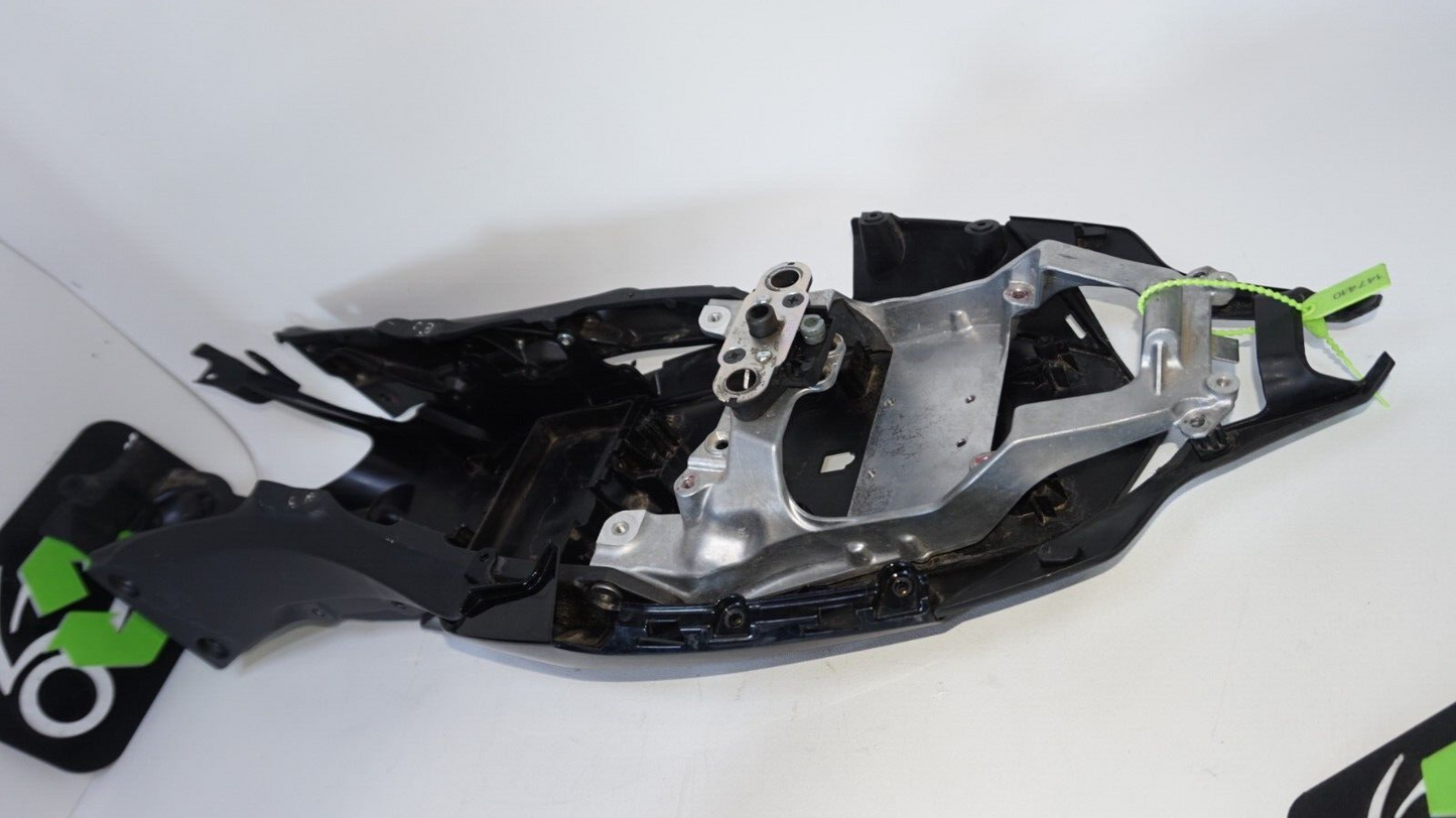 2020 16-20 Kawasaki Ninja ZX10R Complete Subframe Battery Tray  147410 OEM