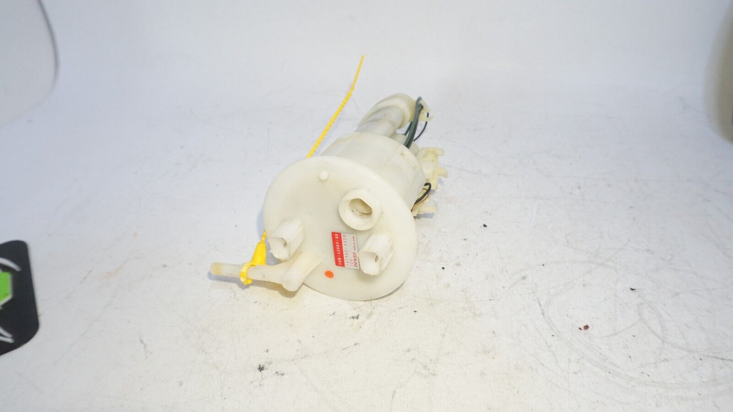 2009 - 2014 YAMAHA YZF R1 1000 FUEL PUMP 09 10 11 12 13 14 239397 OEM