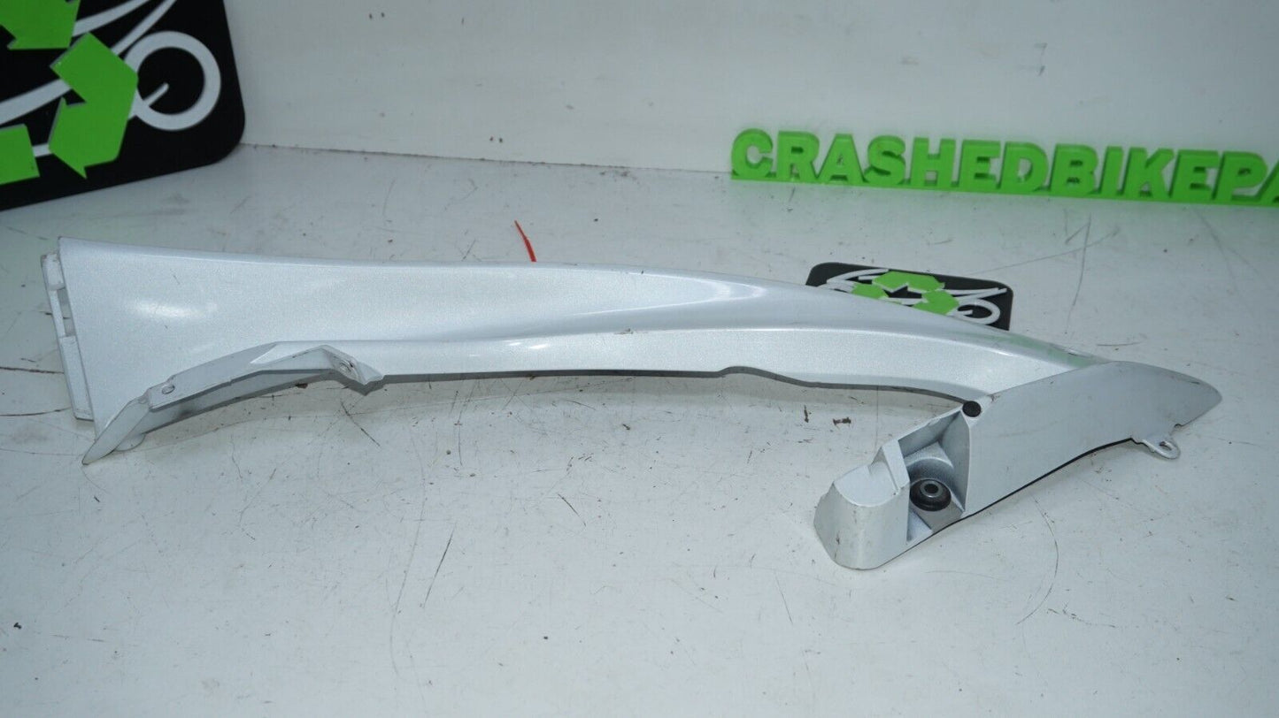 2008-16 YAMAHA YZF R6 LEFT FRAME SIDE COVER FAIRING TRIM 13S-2117V-00 148630 OEM