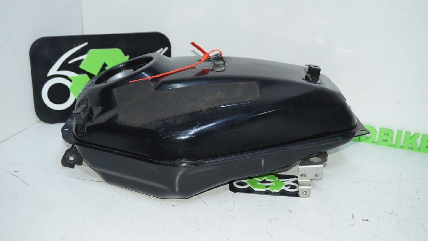 15-17 2017 YAMAHA FZ-07 FZ07 GAS TANK FUEL CELL PETROL 2015 2016 2017 148944 OEM