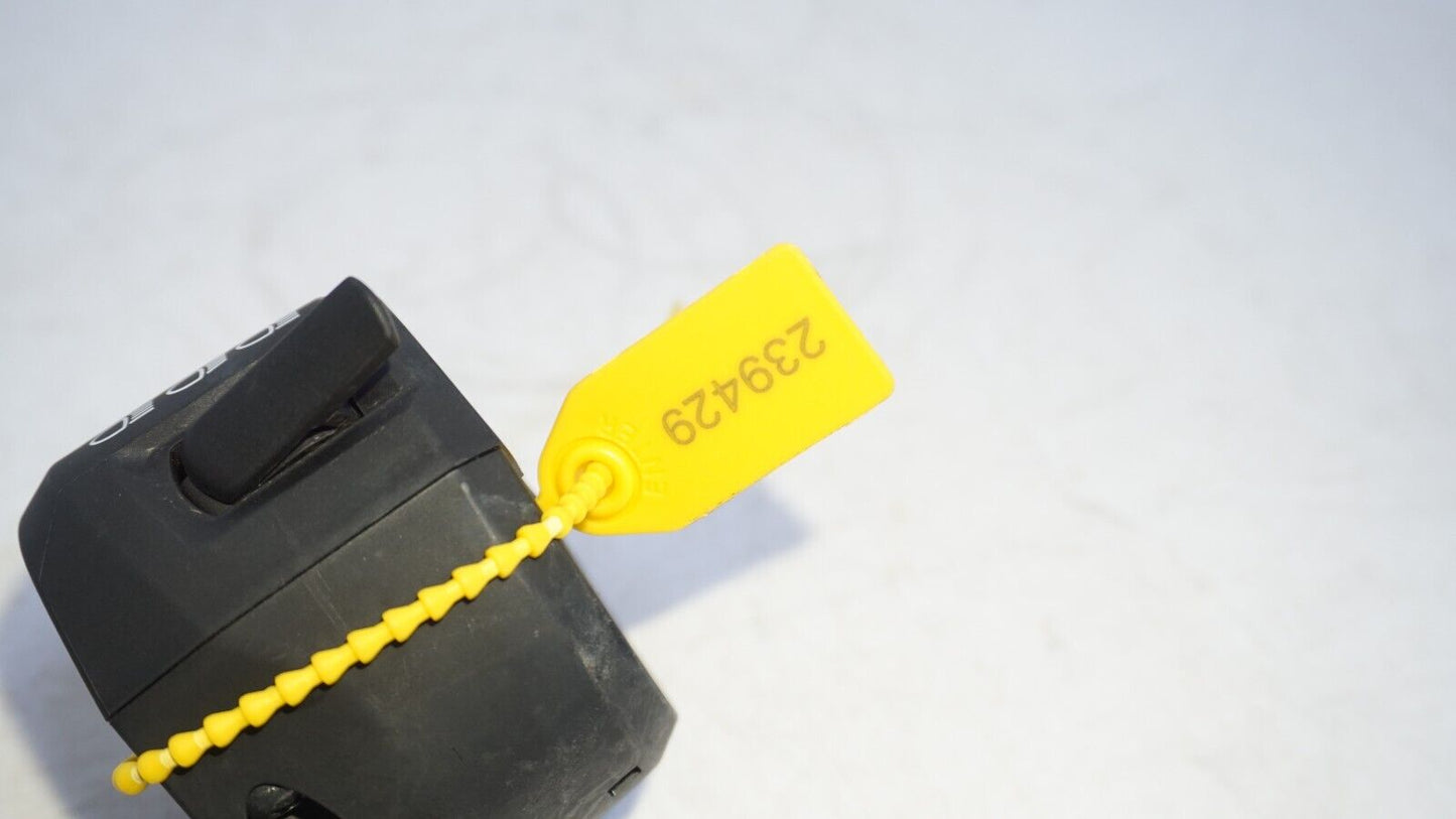 2023 17-23 SUZUKI GSXR 1000 OEM LEFT CLIP ON MODE SWITCH TURN HORN 239429 OEM