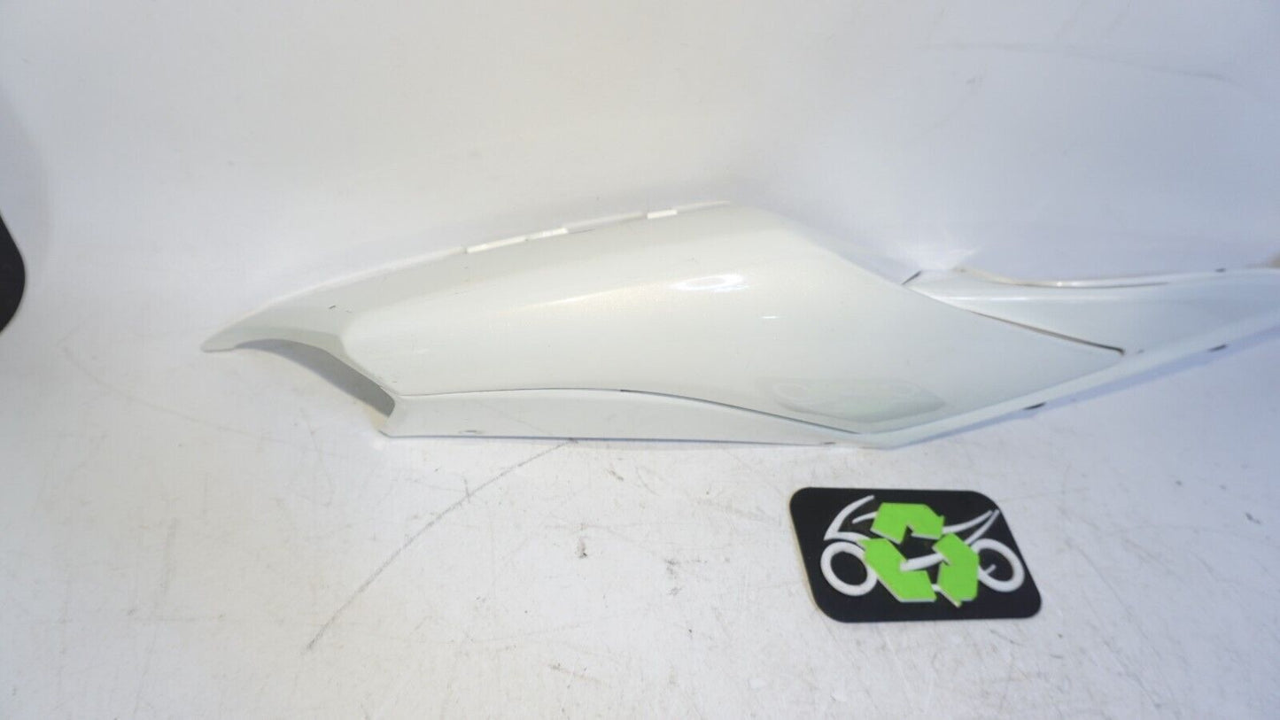 2008 2009 SUZUKI GSXR 600 750 RIGHT REAR TAIL FAIRING 47711-37H00 239229 OEM