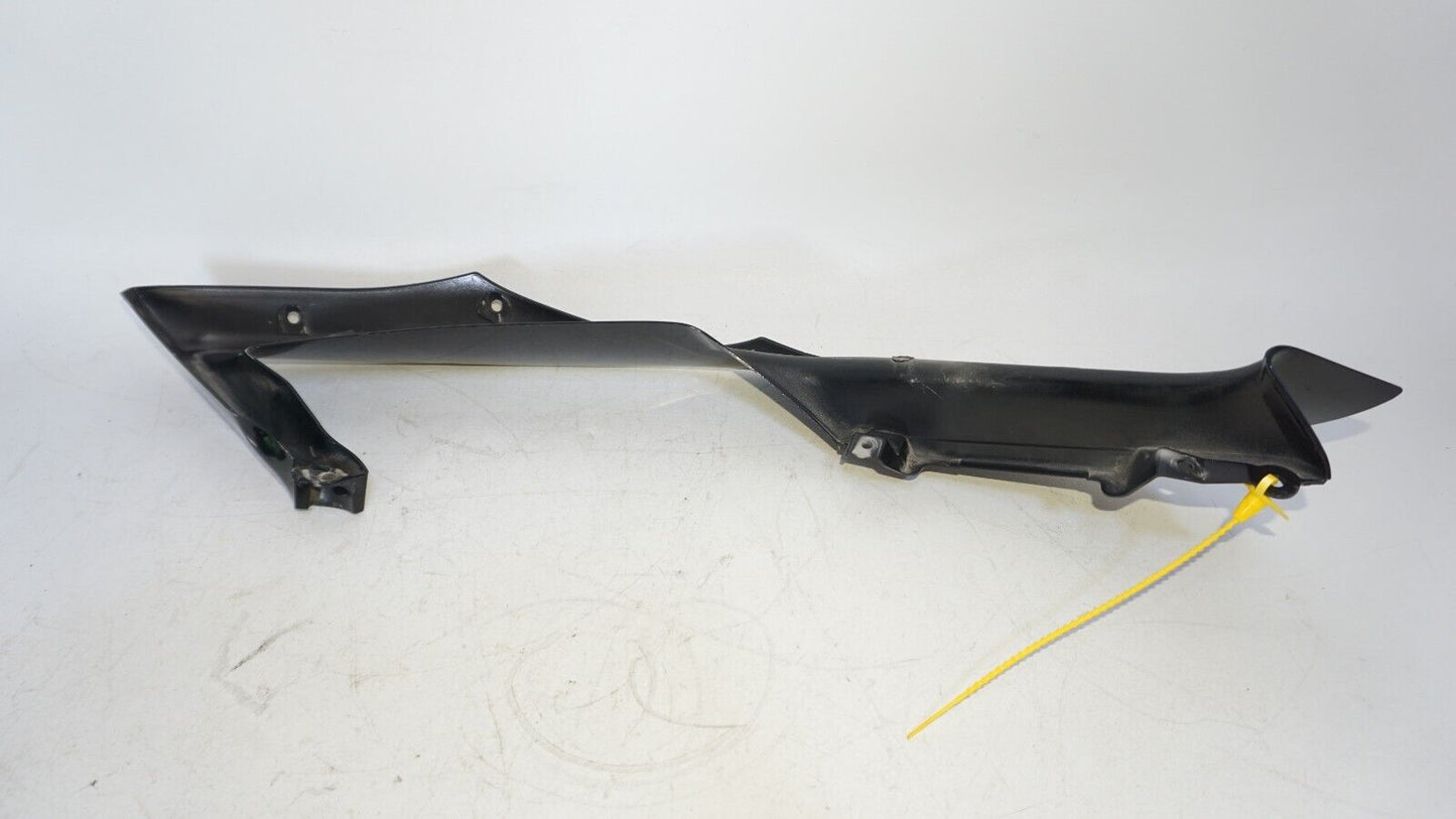 2007 - 2008 Yamaha R1 YZFR1 Right Upper Mid Fairing Black 239507 OEM