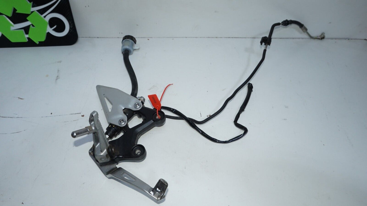 18- 23 Ninja EX400 400 Right Rearset Foot Rest Peg Brake MASTER Pedal 148109 OEM