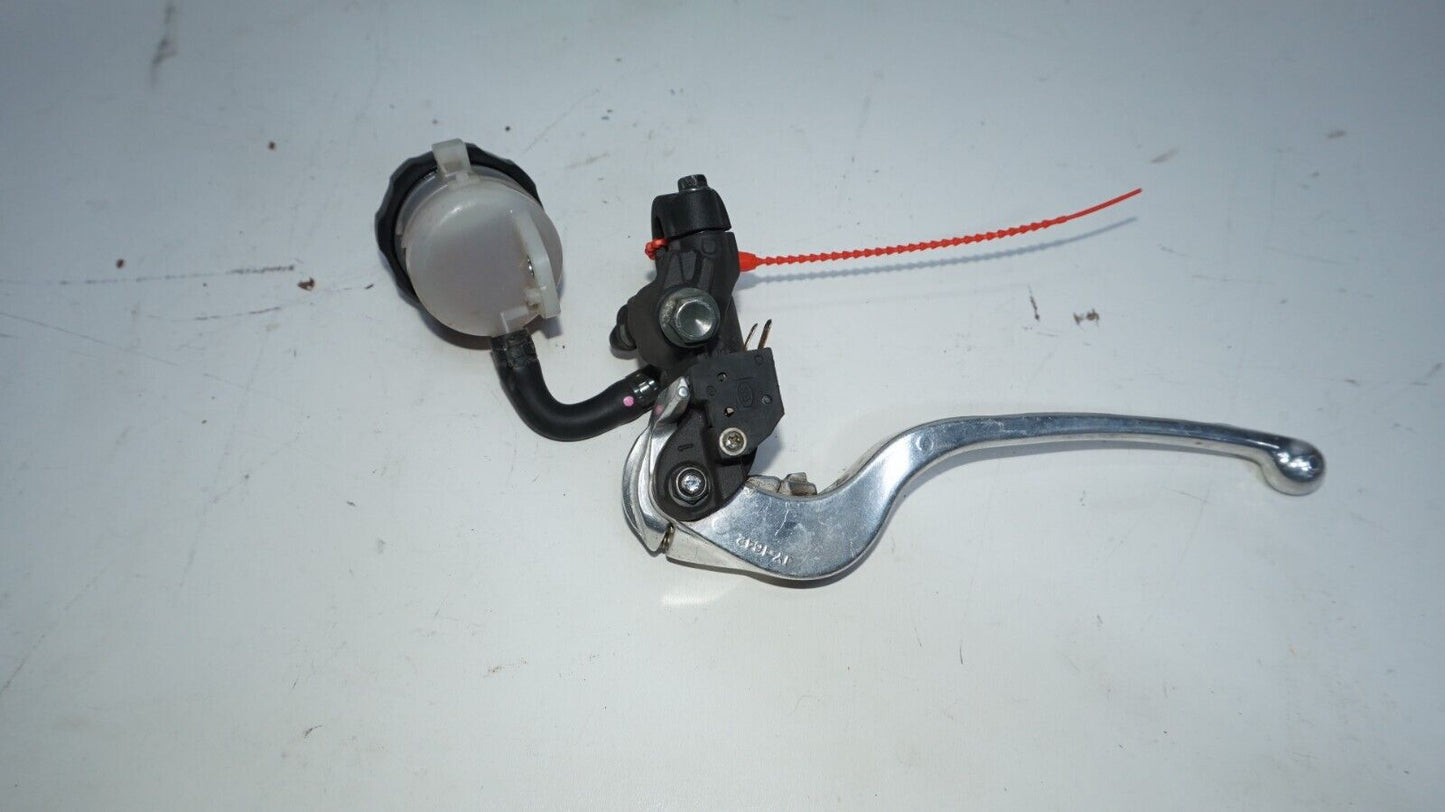 2008 09 Suzuki GSXR 600  750 Right Front Brake Master Cylinder  LEVER 148089 OEM