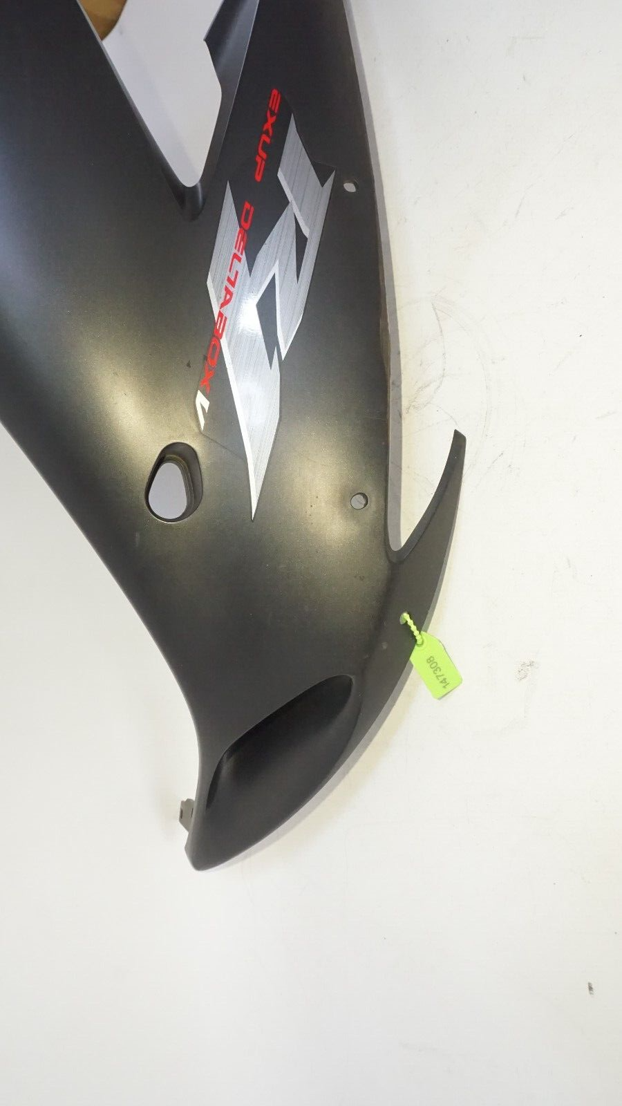 2006 04 05 06 YAMAHA YZF R1 RIGHT LOWER MID UPPER SIDE FAIRING COWL 147308 OEM