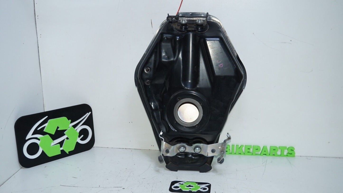 2018 19 20 21 22 YAMAHA MT07 MT-07  GAS TANK  PETROL TANK 148958 OEM